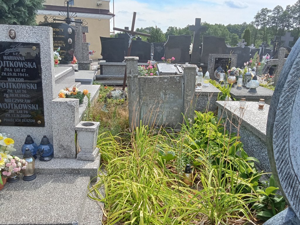 Grób Edward Żebrowski