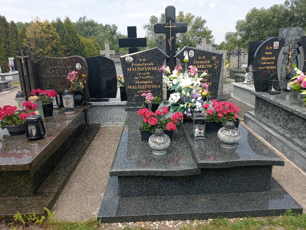 Grób Halina Pamrów